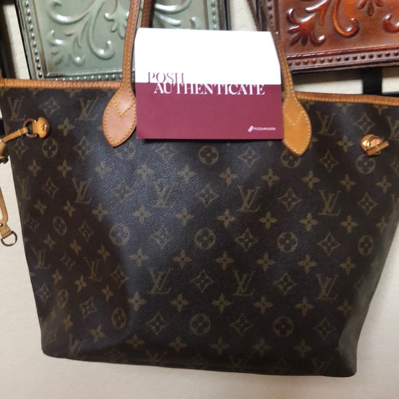 Louis Vuitton Neverfull MM - Picture 12 of 12